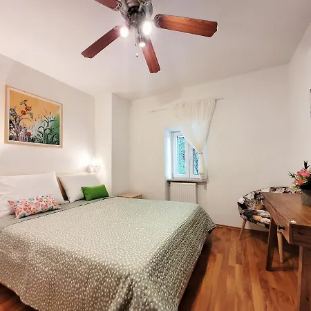 Sena- Private 5 Bedroom With Pool, Lovrec, Makarska