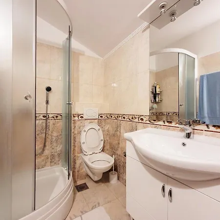 Sena- Private 5 Bedroom With Pool, Lovrec, Makarska Ferienhaus