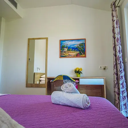 Sena- Private 5 Bedroom With Pool, Lovrec, Makarska * Opanci