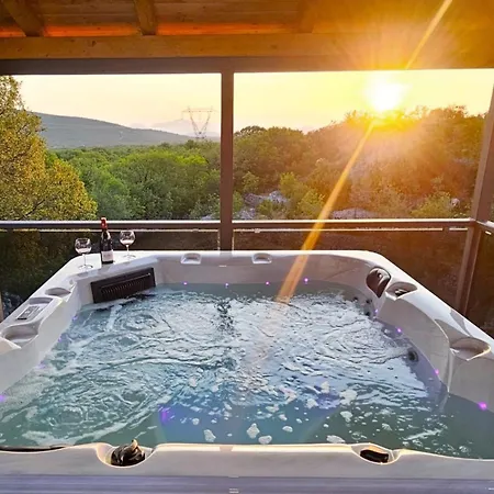 Sena- Private 5 Bedroom With Pool, Lovrec, Makarska Ferienhaus Opanci